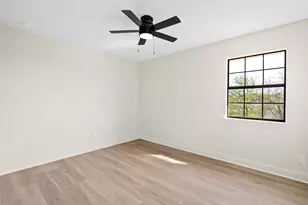 129 Ridgecrest Rd, Georgetown, TX 78628 - Photo 24