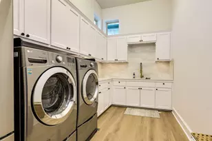 109 Dawn River Cove, Austin, TX 78732 - Photo 22