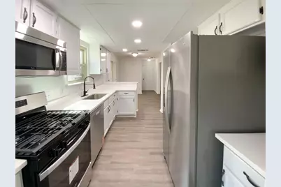 1602 Wildwood Drive, Round Rock, TX 78681 - Photo 6