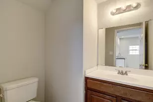 2206 Pennsylvania Ave, Austin, TX 78702 - Photo 22