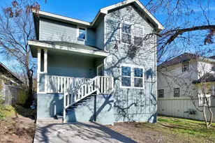 2206 Pennsylvania Ave, Austin, TX 78702 - Photo 2