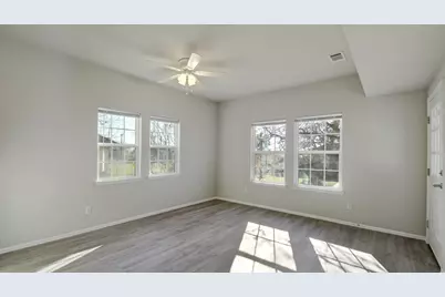 2206 Pennsylvania Avenue #A, Austin, TX 78702 - Photo 4