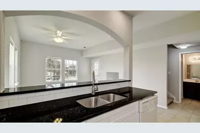 2206 Pennsylvania Avenue #A, Austin, TX 78702 - Photo 10