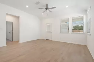 267 Tenny Ln, Kyle, TX 78640 - Photo 18