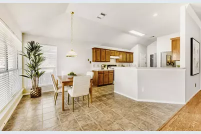 [Address not provided], Austin, TX 78749 - Photo 6