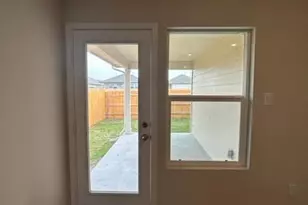 224 Rough Holw Cv, San Marcos, TX 78666 - Photo 10