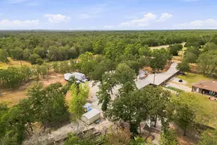 107 Turner Ln, Paige, TX 78659 - Photo 2