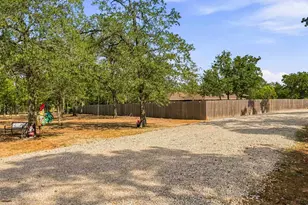 107 Turner Ln, Paige, TX 78659 - Photo 32
