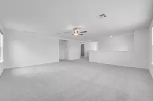 308 Crumpton Wy, Hutto, TX 78634 - Photo 16