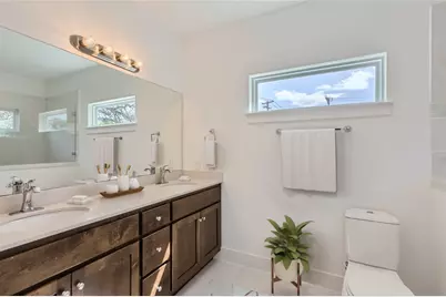 3721 Munson Street, Austin, TX 78721 - Photo 8