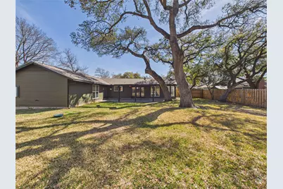 9400 Longvale Drive, Austin, TX 78729 - Photo 32