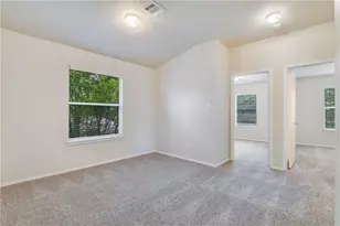 11705 Raymond C Ewry Ln, Austin, TX 78748 - Photo 10