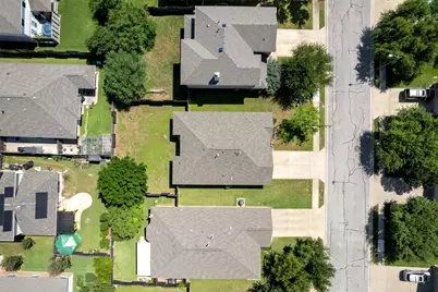 1049 Regency Lane, Round Rock, TX 78665 - Photo 26