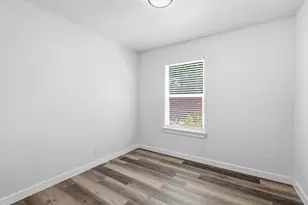 1911 Hearthside Dr, Austin, TX 78757 - Photo 10