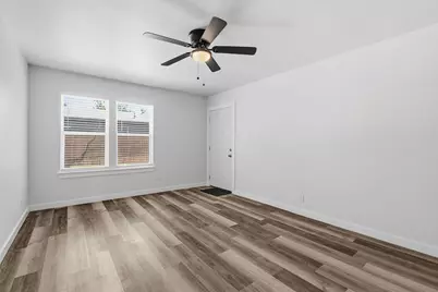 1911 Hearthside Drive #A/B, Austin, TX 78757 - Photo 24