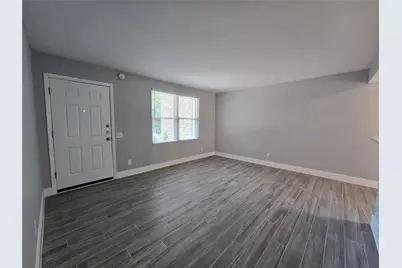2504 Manor Circle #B, Austin, TX 78723 - Photo 14