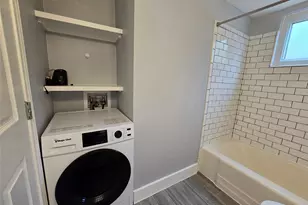 2504 Manor Cir, Austin, TX 78723 - Photo 20