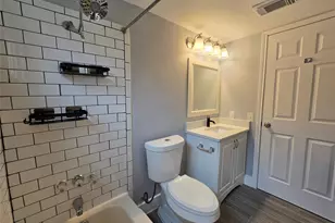 2504 Manor Cir, Austin, TX 78723 - Photo 18