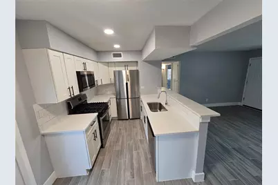 2504 Manor Circle #B, Austin, TX 78723 - Photo 6