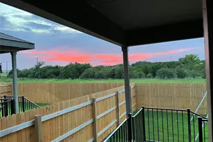 557 Greatest Gift Wy, Jarrell, TX 76537 - Photo 38