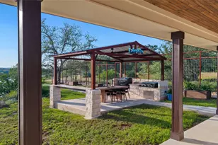 1104 Cliffview Dr, Spicewood, TX 78669 - Photo 30