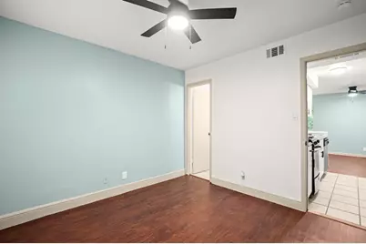 1010 W 23rd Street #3, Austin, TX 78705 - Photo 8