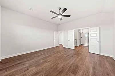 521 W Luna Blue Lane, Jarrell, TX 76537 - Photo 4