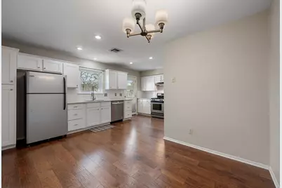 7402 Bucknell Drive, Austin, TX 78723 - Photo 12