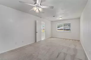 212 Rockcrest Dr, Georgetown, TX 78628 - Photo 14