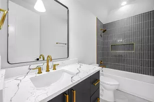 303 W Lane Ave, Manor, TX 78653 - Photo 16