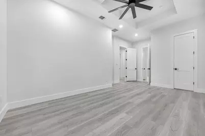 303 W Lane Avenue, Manor, TX 78653 - Photo 14
