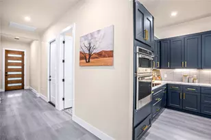 303 W Lane Ave, Manor, TX 78653 - Photo 28