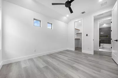 303 W Lane Avenue, Manor, TX 78653 - Photo 26