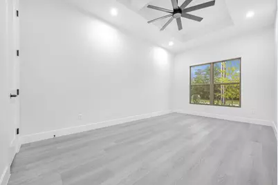 303 W Lane Avenue, Manor, TX 78653 - Photo 22
