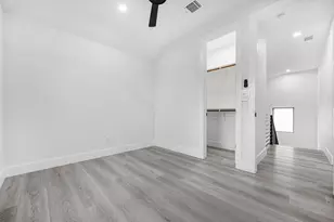 303 W Lane Ave, Manor, TX 78653 - Photo 26