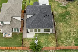 303 W Lane Ave, Manor, TX 78653 - Photo 30