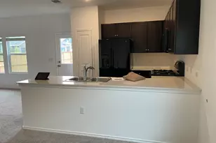 7501 Poppy Petal Loop, Del Valle, TX 78617 - Photo 6