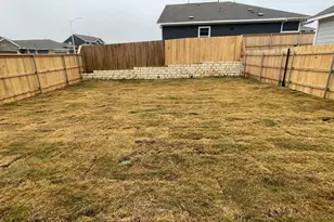 7501 Poppy Petal Loop, Del Valle, TX 78617 - Photo 18