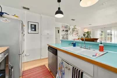 805 Terrell Hill Drive, Austin, TX 78704 - Photo 8