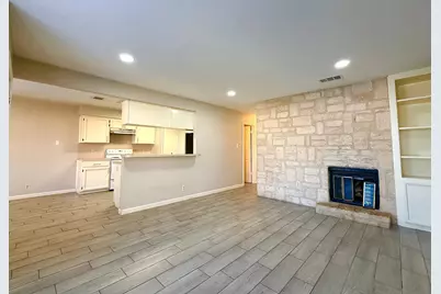 209 E Noton Street #109, Pflugerville, TX 78660 - Photo 2