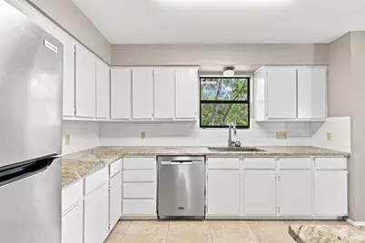 10010 Wildflower Lane #B, Austin, TX 78733 - Photo 10