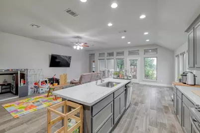2424 Orchard Way, Leander, TX 78641 - Photo 10
