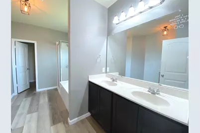 122 Liard River Road, Hutto, TX 78634 - Photo 16