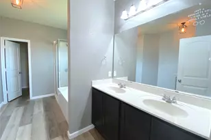 122 Liard River Rd, Hutto, TX 78634 - Photo 16