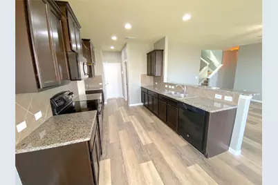 122 Liard River Road, Hutto, TX 78634 - Photo 10