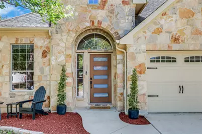604 Pebblestone Walk Drive, Cedar Park, TX 78613 - Photo 2