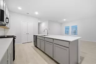 204 Quail Convey Dr, Jarrell, TX 76537 - Photo 14