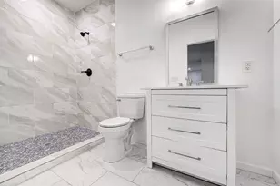 428 Seawind St, Lakeway, TX 78734 - Photo 14