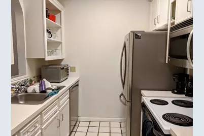 639 W 31 1/2 Street, Austin, TX 78705 - Photo 12