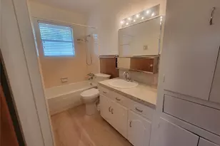 5804 Nassau Dr, Austin, TX 78723 - Photo 16
